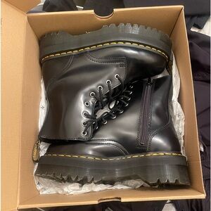 Doc Marten Jadon Boots